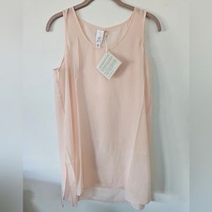 NWT Wynne layers sheer tank
